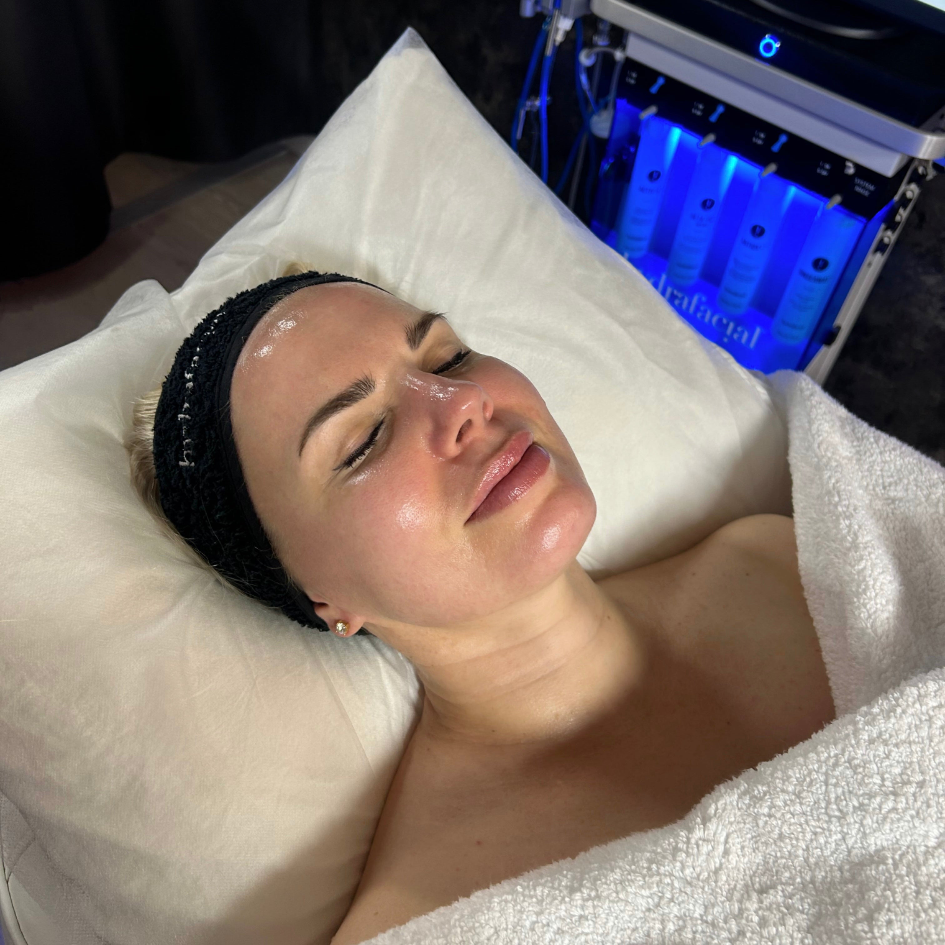Hydrafacial Signature Black Friday -sarjahoito 5 + 1