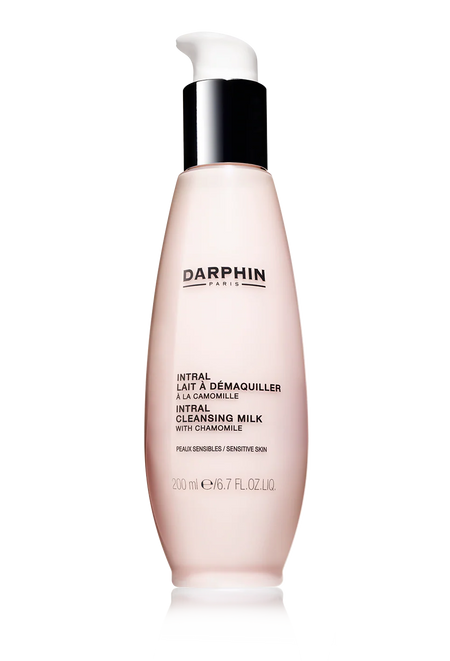 Rauhoittava puhdistusmaito herkälle iholle