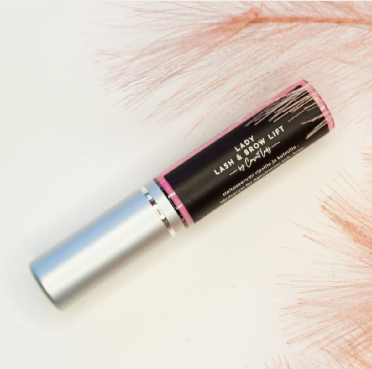 Lashlift hoitoseerumi kotikäyttöön